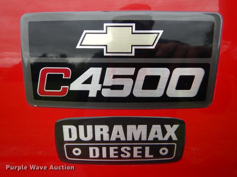 image for item DE8323 2004 Chevrolet C4500 utility truck