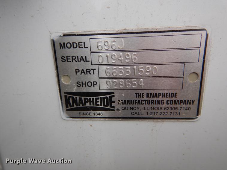 image for item DE8324 2002 Chevrolet Silverado 2500HD utility bed pickup truck