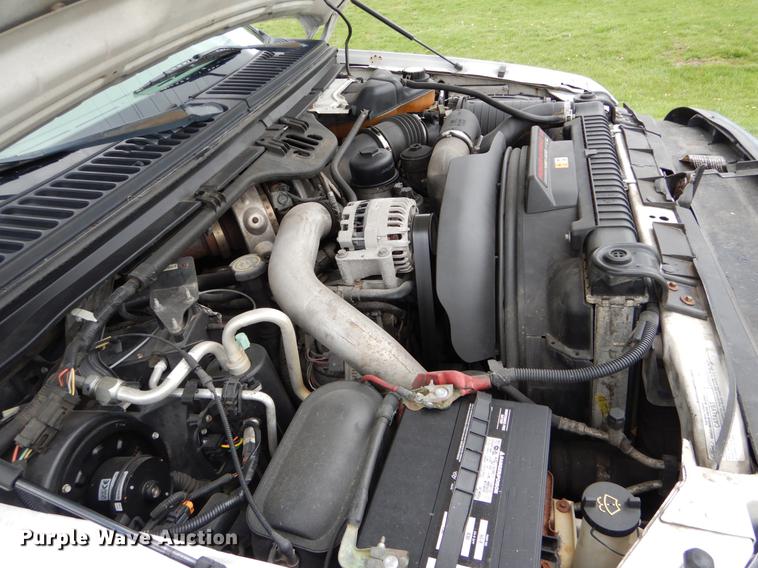 image for item DE8328 2006 Ford F350 Super Duty XL utility bed pickup truck