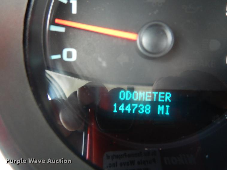 image for item DE8330 2010 Chevrolet Silverado 2500HD Ext. Cab pickup truck