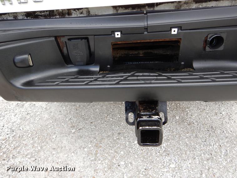 image for item DE8330 2010 Chevrolet Silverado 2500HD Ext. Cab pickup truck