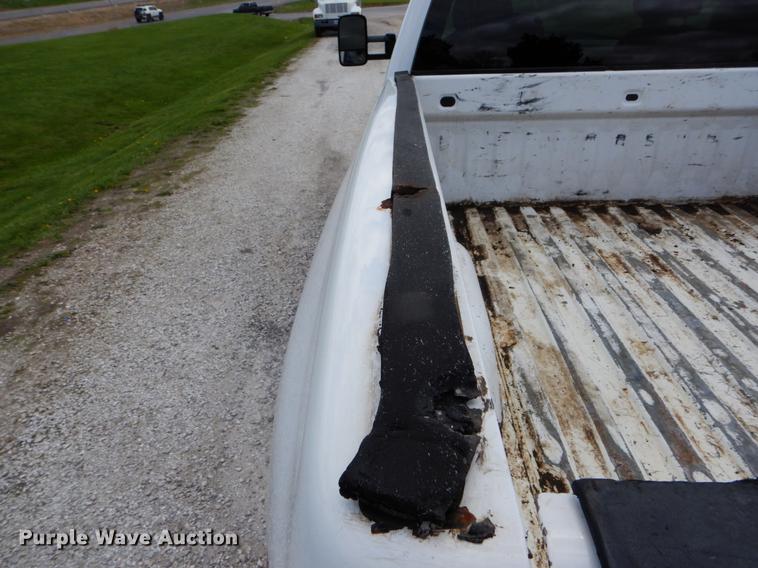 image for item DE8330 2010 Chevrolet Silverado 2500HD Ext. Cab pickup truck