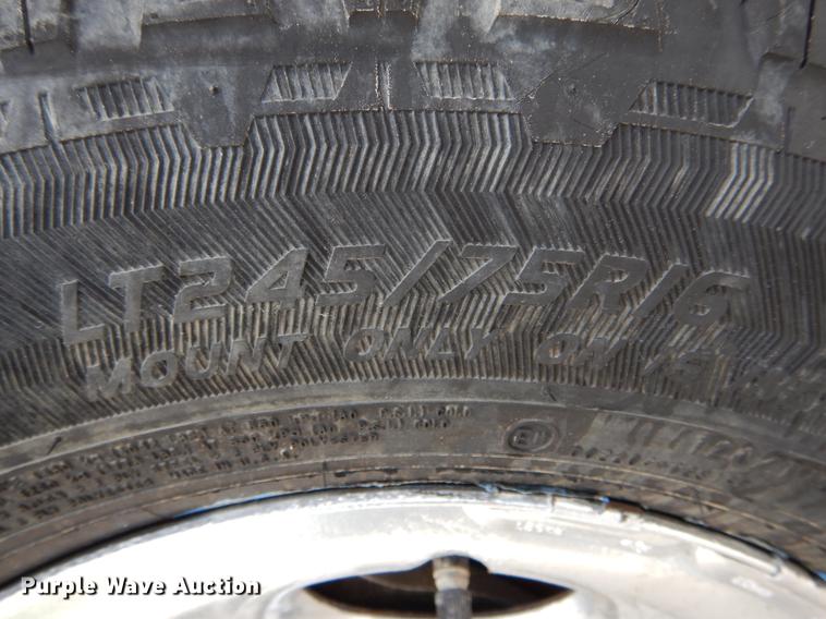 image for item DE8330 2010 Chevrolet Silverado 2500HD Ext. Cab pickup truck