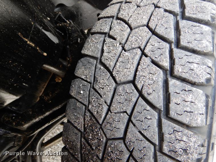 image for item DE8330 2010 Chevrolet Silverado 2500HD Ext. Cab pickup truck