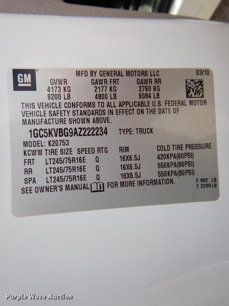 image for item DE8330 2010 Chevrolet Silverado 2500HD Ext. Cab pickup truck