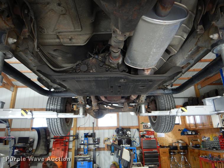 image for item DE8332 1997 Jeep Wrangler SUV