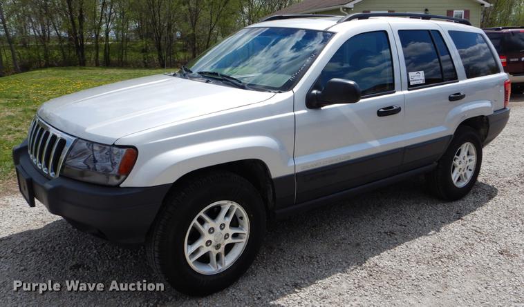 image for item DE8333 2003 Jeep Grand Cherokee Laredo SUV