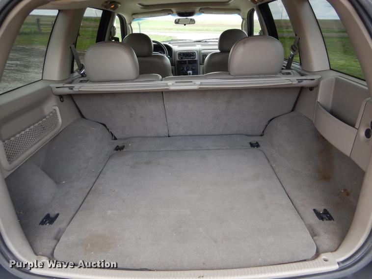 image for item DE8333 2003 Jeep Grand Cherokee Laredo SUV