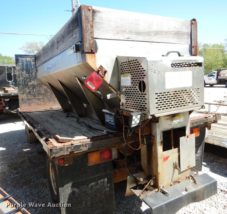 image for item DE8352 2004 Mitsubishi Fuso FG dump flatbed truck