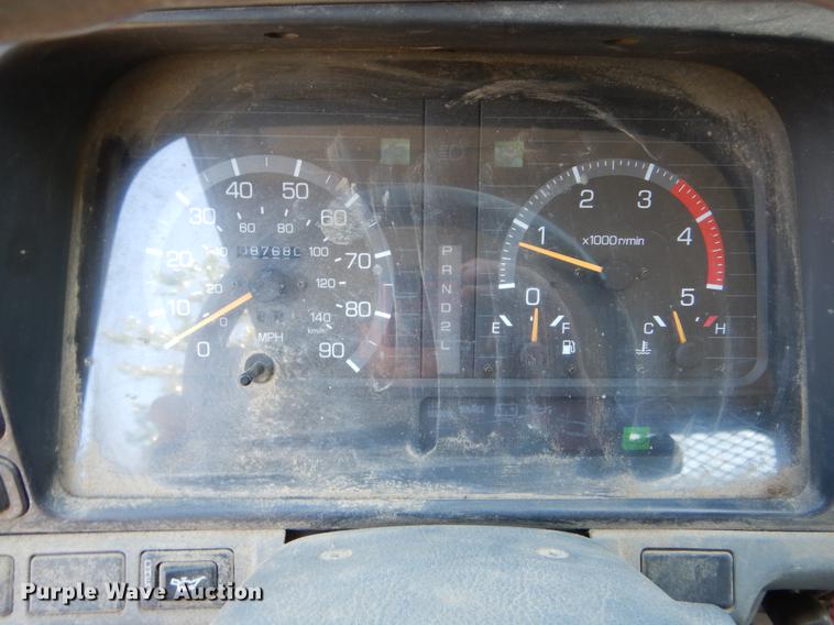 image for item DE8352 2004 Mitsubishi Fuso FG dump flatbed truck