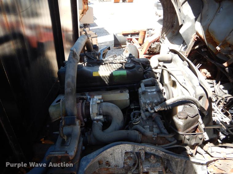 image for item DE8352 2004 Mitsubishi Fuso FG dump flatbed truck