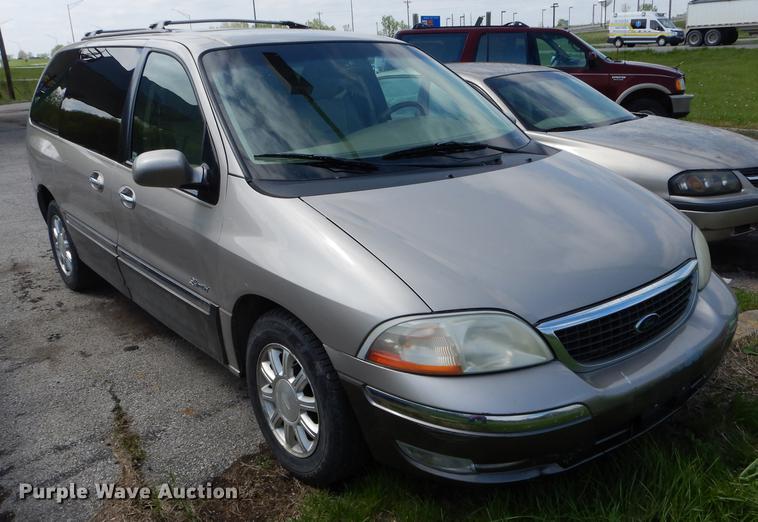image for item DE8360 2001 Ford Windstar Limited van
