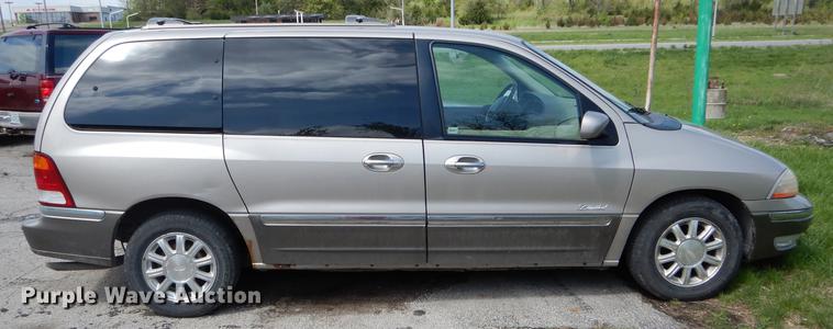 image for item DE8360 2001 Ford Windstar Limited van
