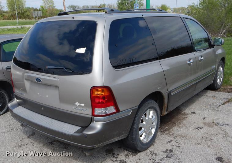 image for item DE8360 2001 Ford Windstar Limited van