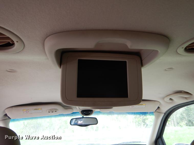 image for item DE8360 2001 Ford Windstar Limited van