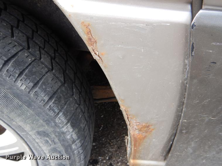 image for item DE8360 2001 Ford Windstar Limited van