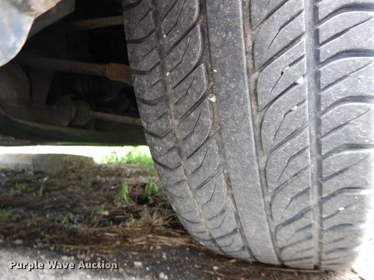 image for item DE8360 2001 Ford Windstar Limited van