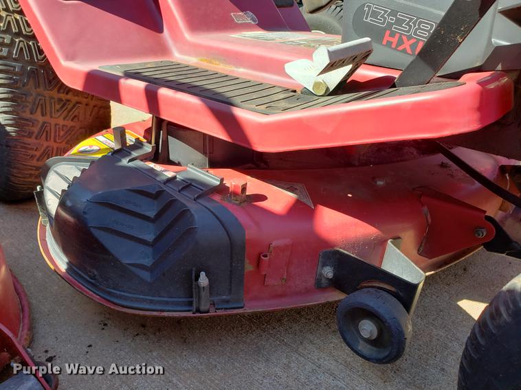 image for item DE9312 (3) lawn mowers