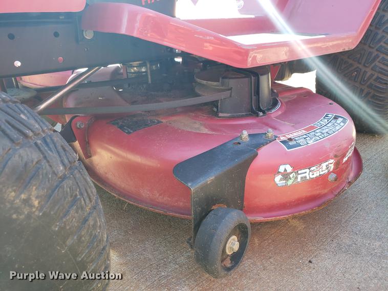 image for item DE9312 (3) lawn mowers