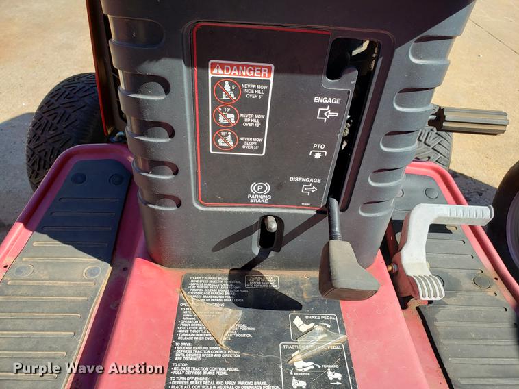 image for item DE9312 (3) lawn mowers