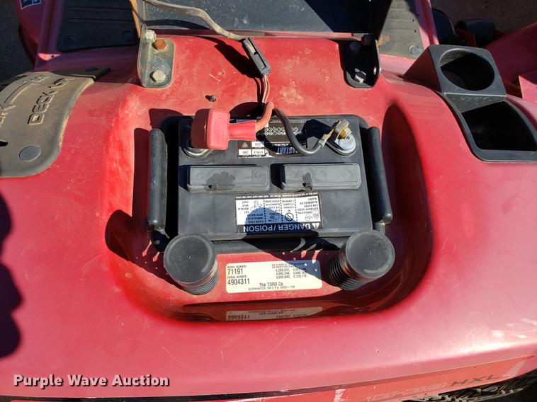 image for item DE9312 (3) lawn mowers