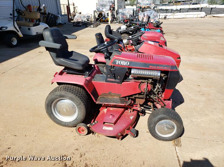 image for item DE9312 (3) lawn mowers