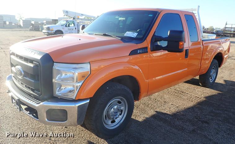image for item DF1125 2014 Ford F250 Super Duty SuperCab pickup truck