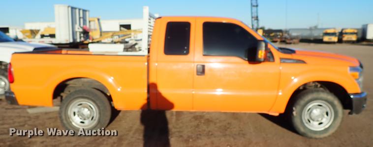 image for item DF1125 2014 Ford F250 Super Duty SuperCab pickup truck