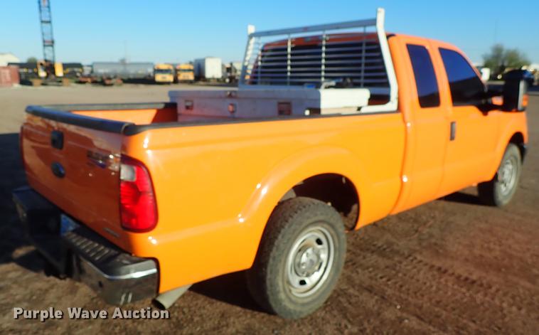 image for item DF1125 2014 Ford F250 Super Duty SuperCab pickup truck