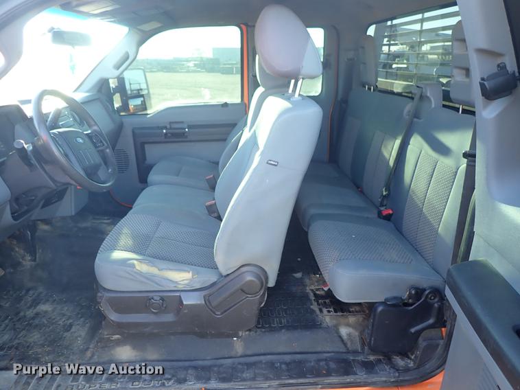 image for item DF1125 2014 Ford F250 Super Duty SuperCab pickup truck