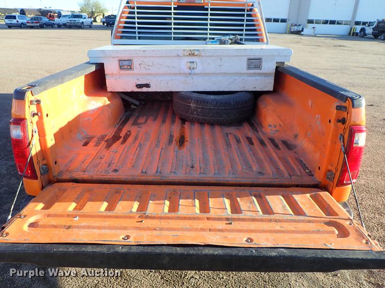 image for item DF1125 2014 Ford F250 Super Duty SuperCab pickup truck