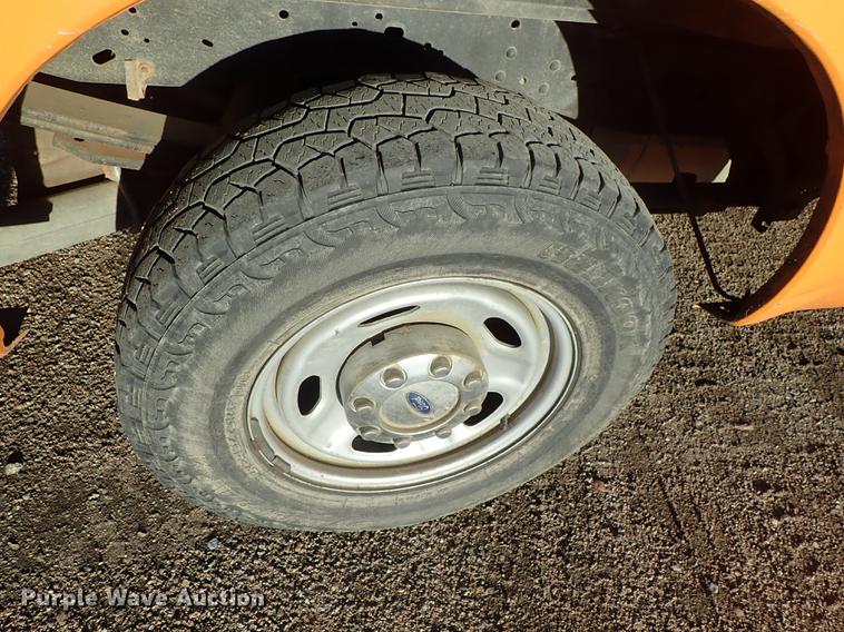 image for item DF1125 2014 Ford F250 Super Duty SuperCab pickup truck