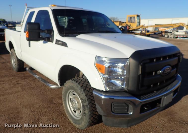 image for item DF1126 2014 Ford F250 Super Duty SuperCab pickup truck