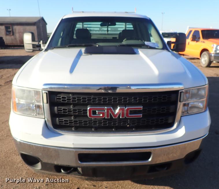 image for item DF1127 2012 GMC Sierra 2500HD Ext. Cab pickup truck
