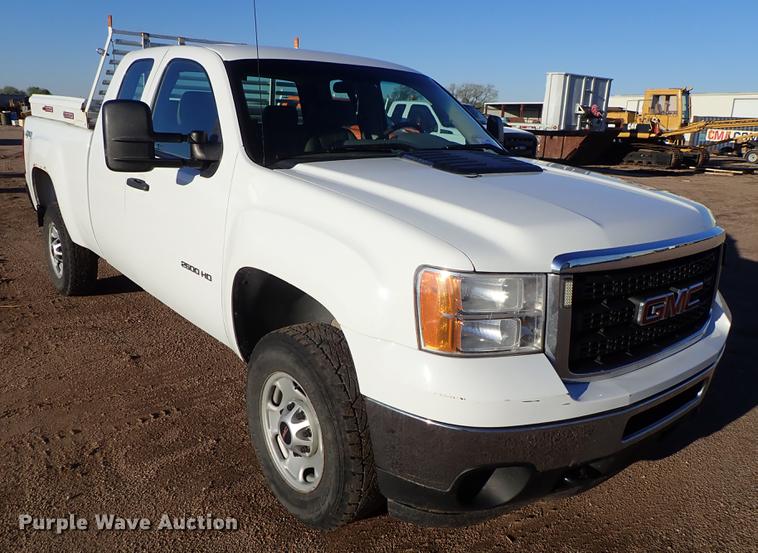 image for item DF1127 2012 GMC Sierra 2500HD Ext. Cab pickup truck
