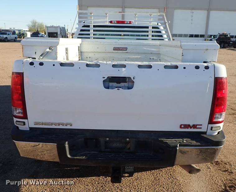 image for item DF1127 2012 GMC Sierra 2500HD Ext. Cab pickup truck