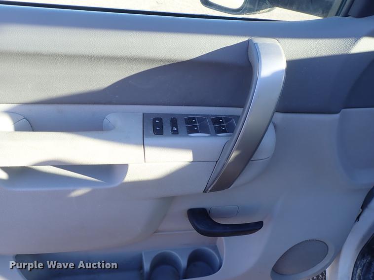 image for item DF1127 2012 GMC Sierra 2500HD Ext. Cab pickup truck