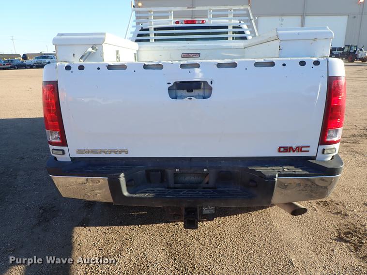 image for item DF1127 2012 GMC Sierra 2500HD Ext. Cab pickup truck