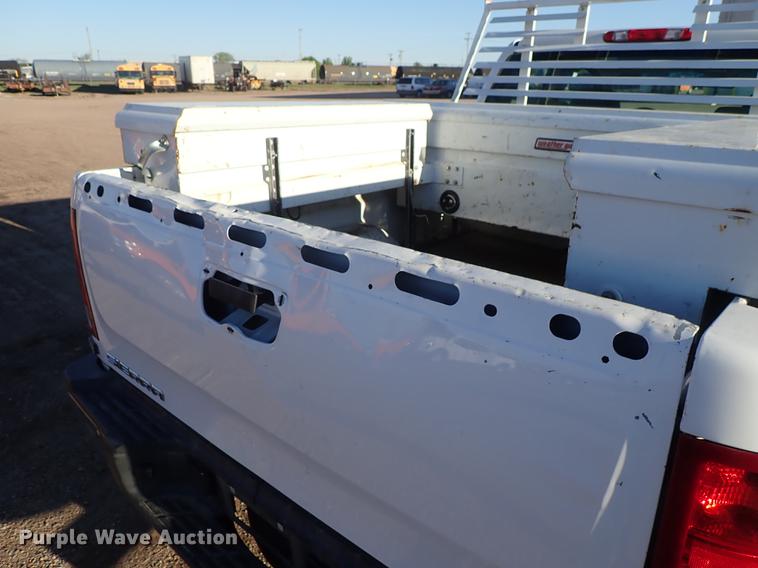 image for item DF1127 2012 GMC Sierra 2500HD Ext. Cab pickup truck