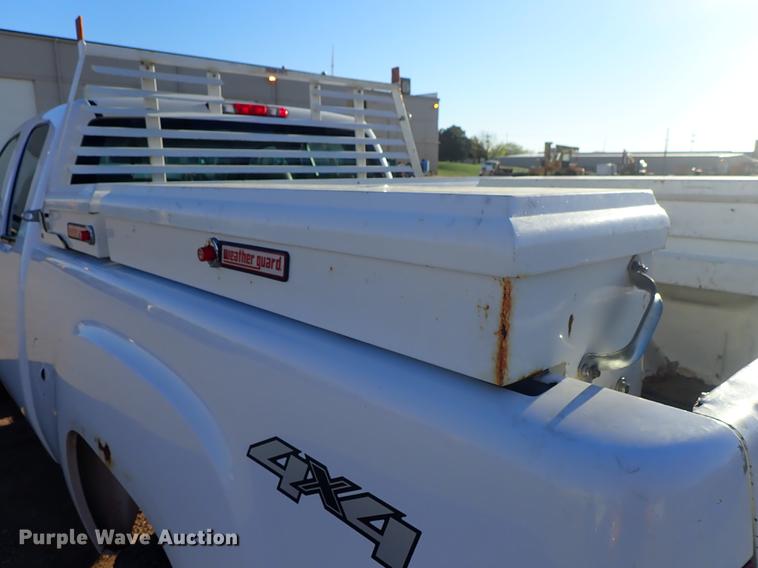 image for item DF1127 2012 GMC Sierra 2500HD Ext. Cab pickup truck