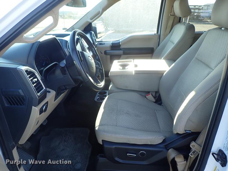 image for item DF1128 2015 Ford F150 SuperCrew pickup truck