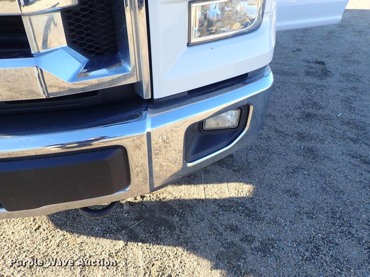 image for item DF1128 2015 Ford F150 SuperCrew pickup truck