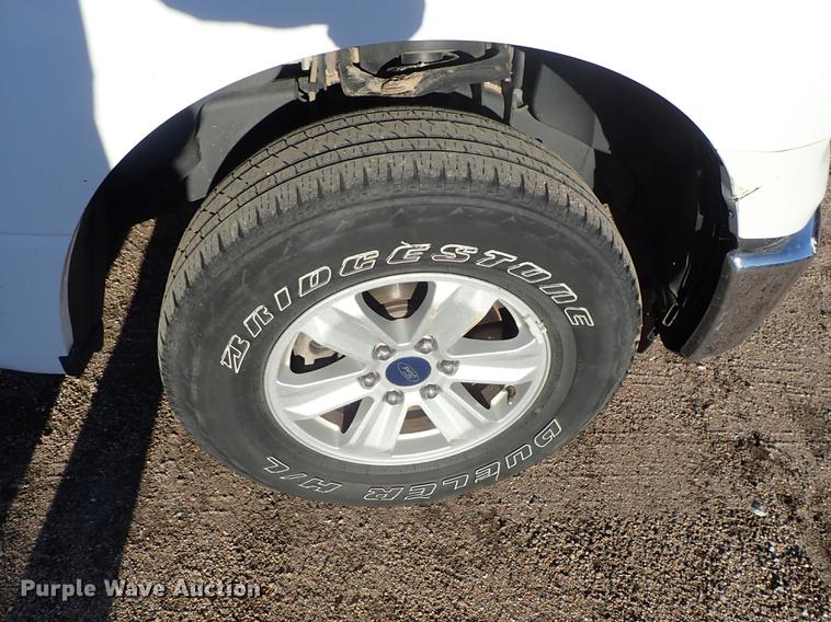 image for item DF1128 2015 Ford F150 SuperCrew pickup truck