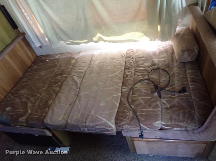 image for item DF1132 1987 Chevrolet P30 Fleetwood Southwind RV