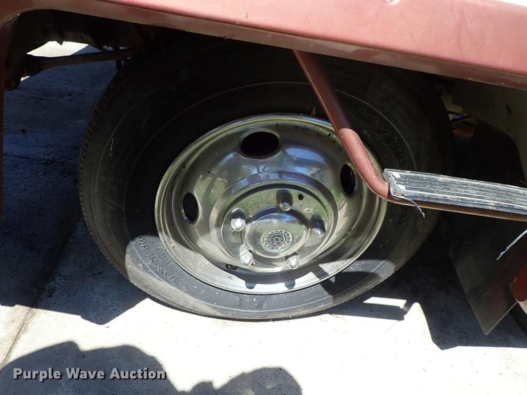 image for item DF1132 1987 Chevrolet P30 Fleetwood Southwind RV