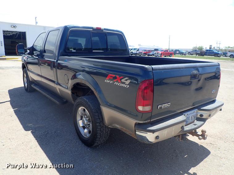 image for item DF1140 2004 Ford F250 Crew Cab pickup truck