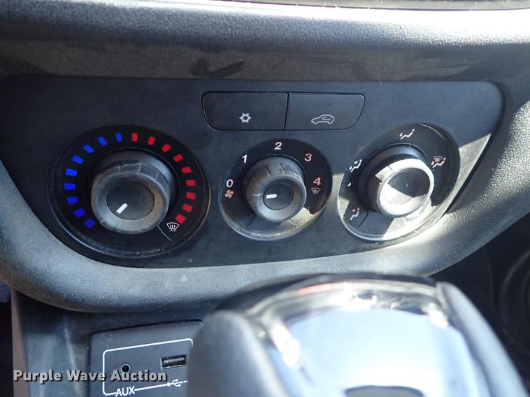 image for item DF1146 2017 Dodge Ram Promaster City van