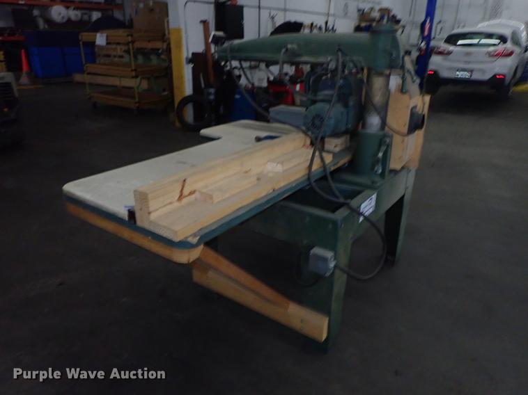 image for item DF1150 DeWalt 1628 saw