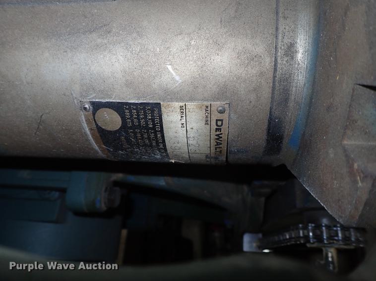 image for item DF1150 DeWalt 1628 saw