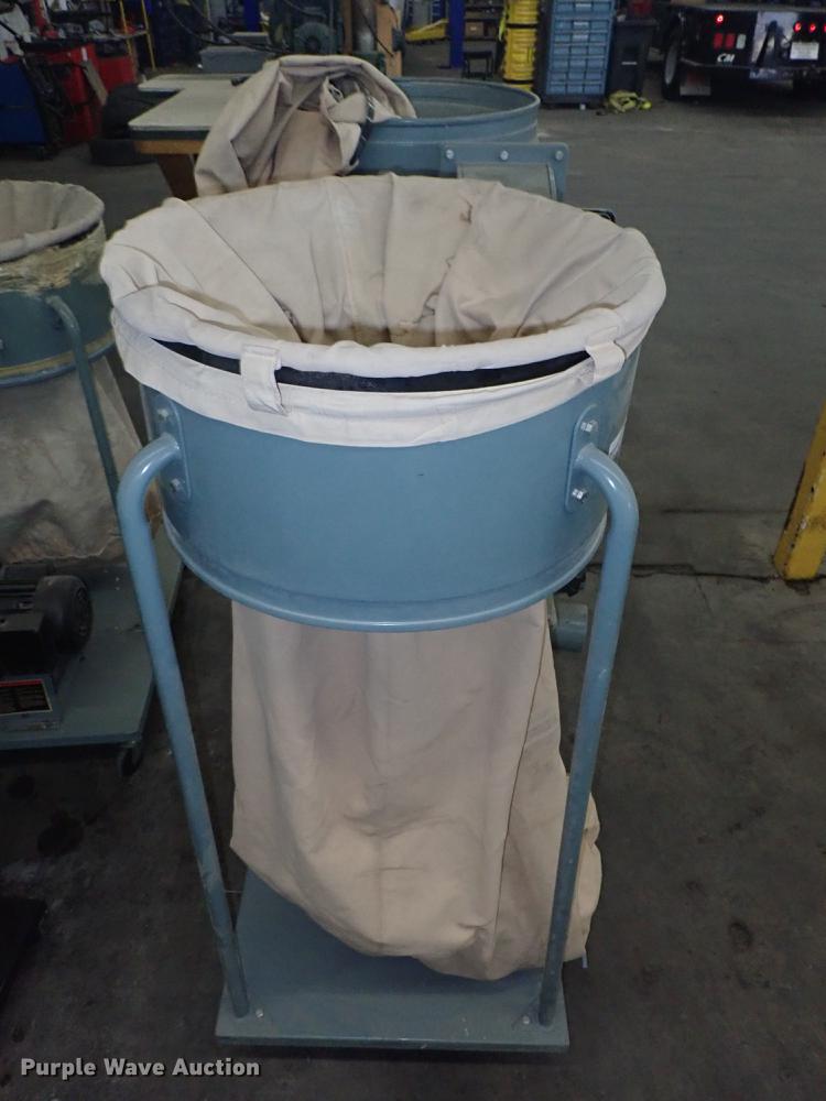 image for item DF1150 DeWalt 1628 saw